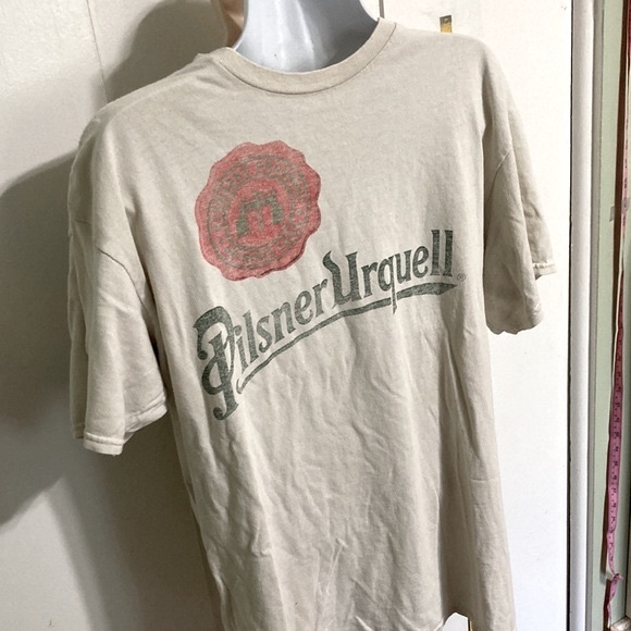 PILSNER Urquell Beer Licensed 2018 T-Shirt Mens Medium - Picture 6 of 10